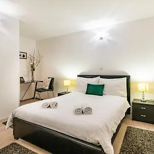  Apartment Vanilla
